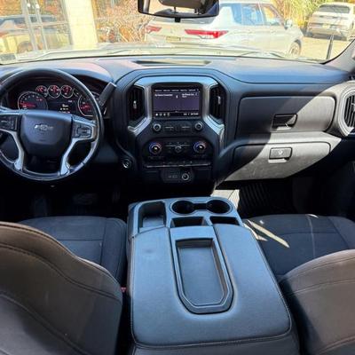 Sale Photo Thumbnail #34