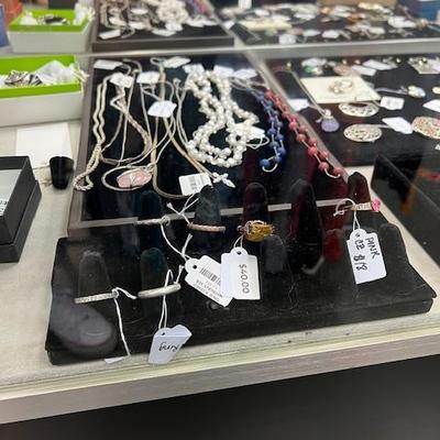 Sale Photo Thumbnail #78