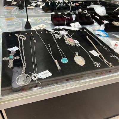 Sale Photo Thumbnail #79