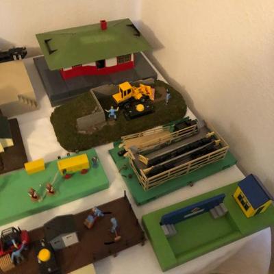 Sale Photo Thumbnail #96