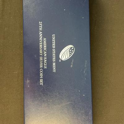 2011 Silver Eagles (5) Piece Coin Set