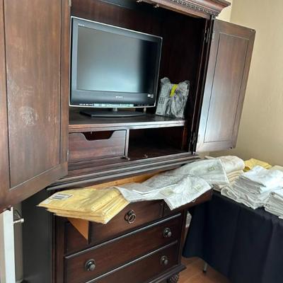 Lexington Tommy Bahama Armoire