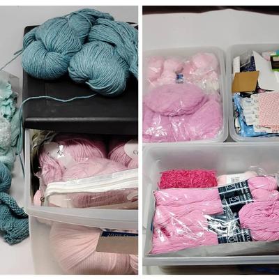 Lots Of Yarn & Fabric Scraps Mystery