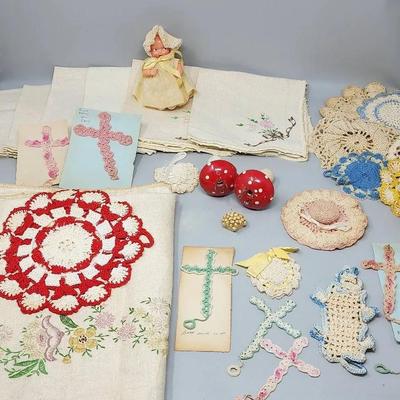 Vintage Hand-Stitched/Runner/Linens/Doilies & Antique/Vintage Doll