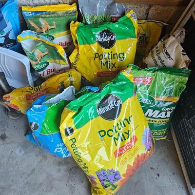 Sale Photo Thumbnail #129