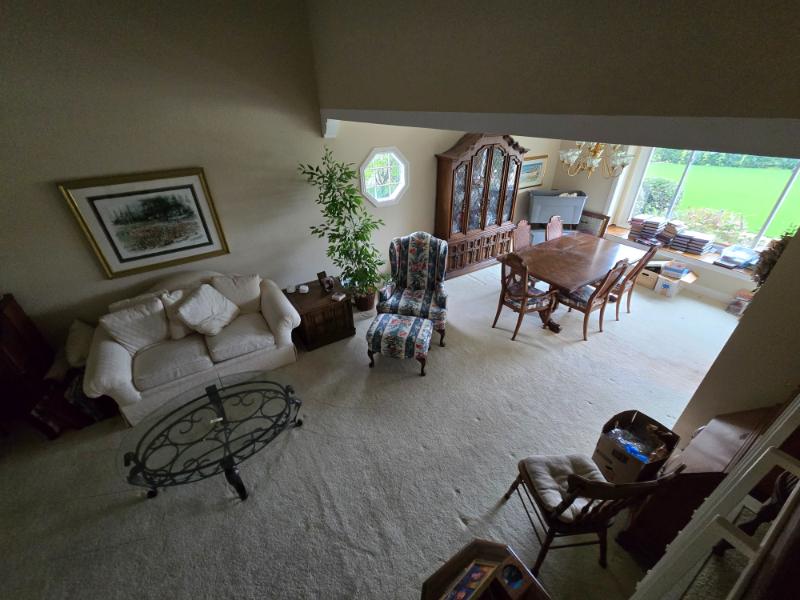 Sale Photo Thumbnail #9