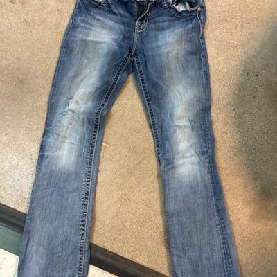 Sale Photo Thumbnail #227