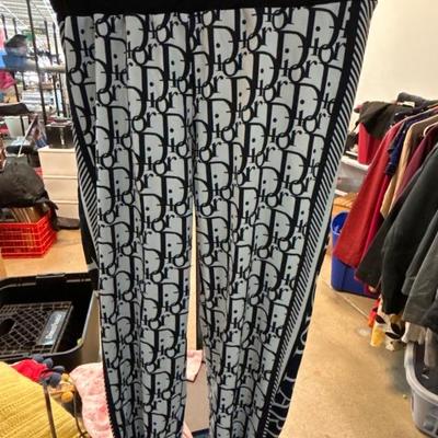 Sale Photo Thumbnail #257