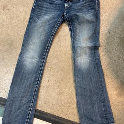 Sale Photo Thumbnail #226