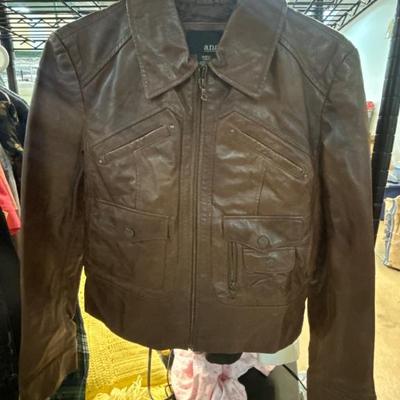 Sale Photo Thumbnail #264