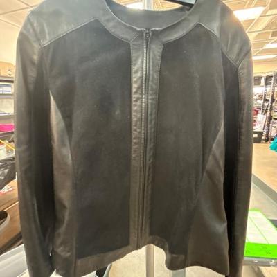 Sale Photo Thumbnail #25