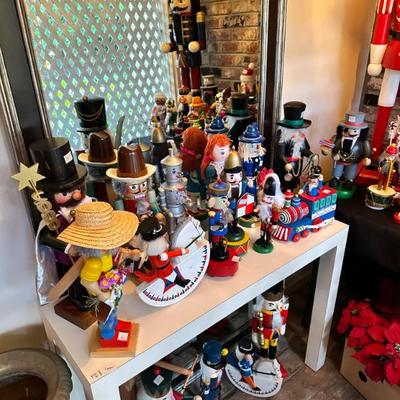 Sale Photo Thumbnail #162