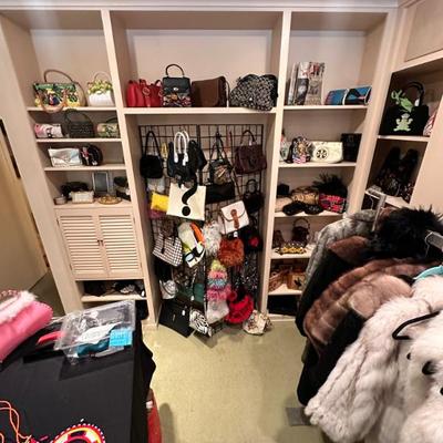 Sale Photo Thumbnail #96