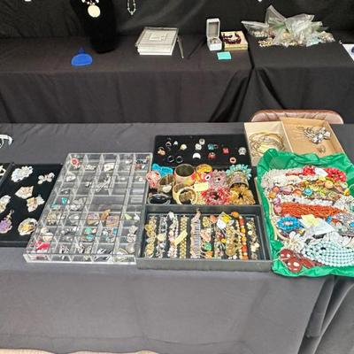 Sale Photo Thumbnail #46