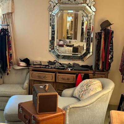 Sale Photo Thumbnail #90