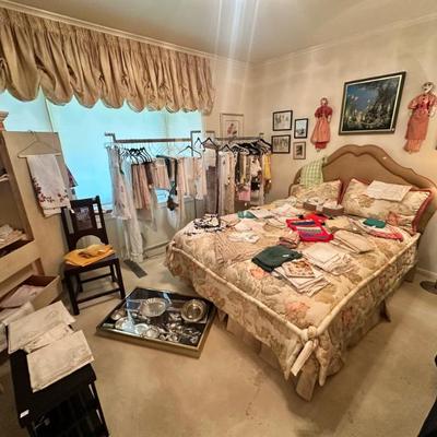 Sale Photo Thumbnail #100