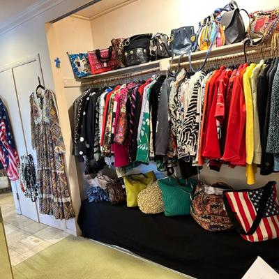 Sale Photo Thumbnail #94