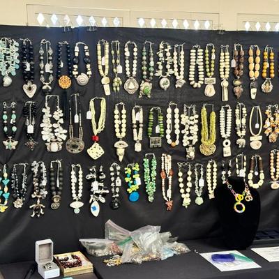 Sale Photo Thumbnail #48