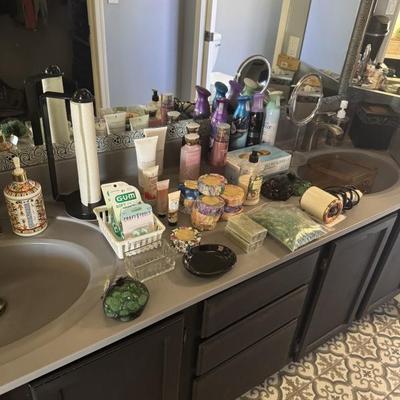 Sale Photo Thumbnail #110