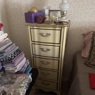 Sale Photo Thumbnail #91