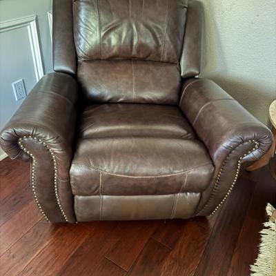 Sale Photo Thumbnail #90