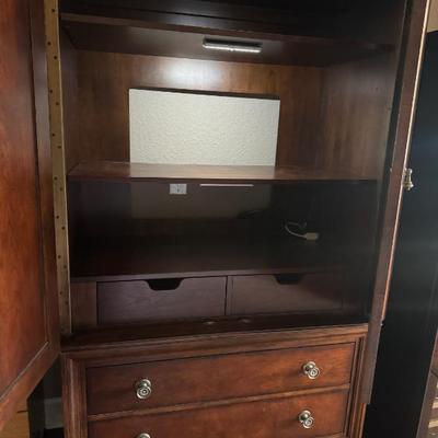 Sale Photo Thumbnail #136