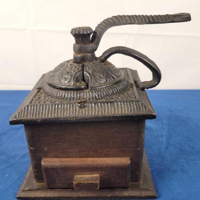 Sale Photo Thumbnail #409