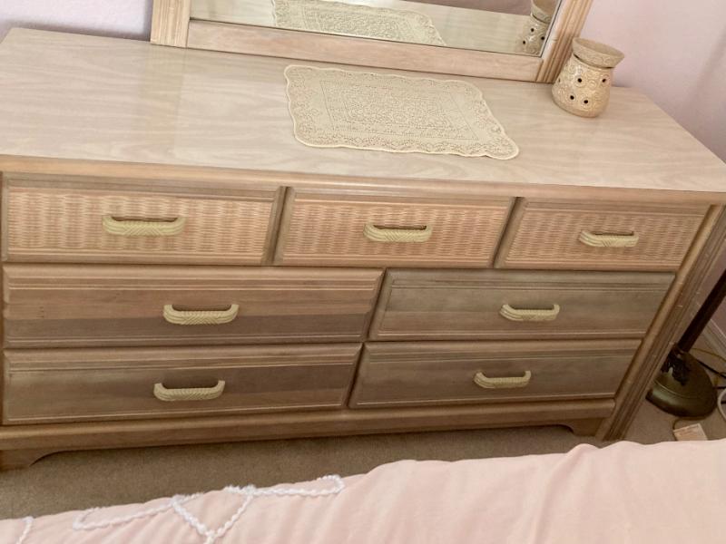 Sale Photo Thumbnail #24