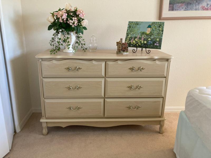 Sale Photo Thumbnail #32