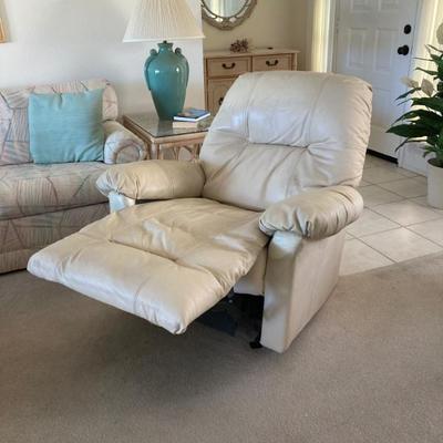 Sale Photo Thumbnail #9