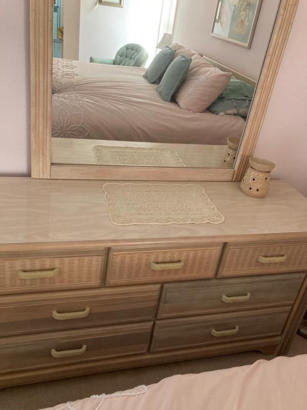 Sale Photo Thumbnail #23