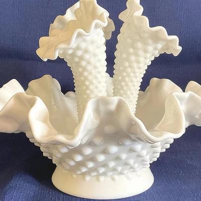 Vintage Fenton White Milk Glass Hobnail 3 Horn Trumpet Epergne Bowl