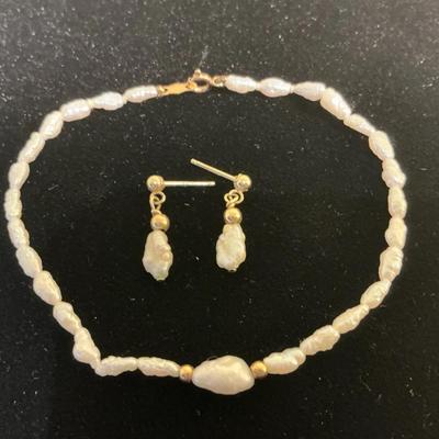 14kt Gold Freshwater Pearl Bracelet 7.5” With Earrings 