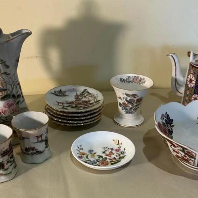 Asian Tea Set And Small Collectibles