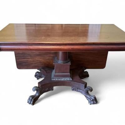 Antique Mahogany Claw Foot Table 