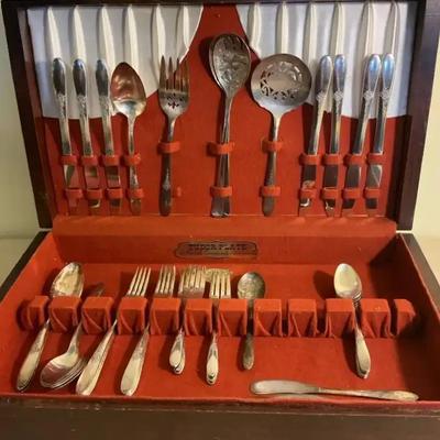 Oneida Tudor Plate Flatware Set For 6 