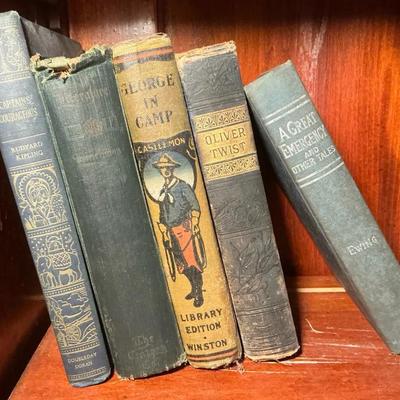 Antique Novels
