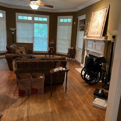 Sale Photo Thumbnail #24