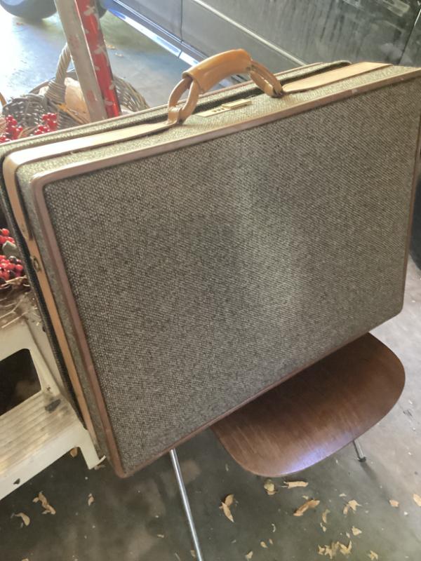 Sale Photo Thumbnail #127