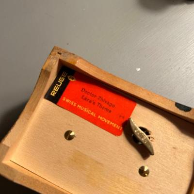 Sale Photo Thumbnail #297