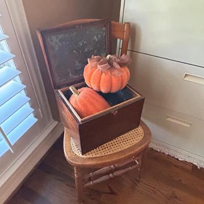 Sale Photo Thumbnail #562