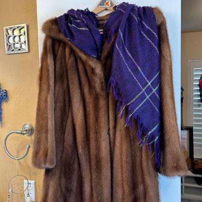 Sale Photo Thumbnail #837