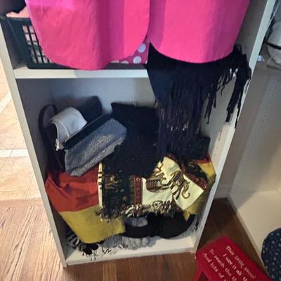 Sale Photo Thumbnail #841