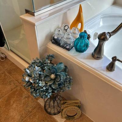 Sale Photo Thumbnail #832