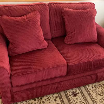 La-Z-Boy Red Upholstered Loveseat