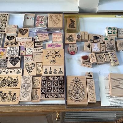 Assorted Holiday Stamps #104