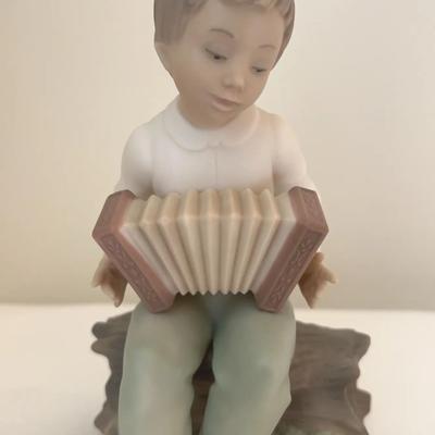 Lladro Figurine
