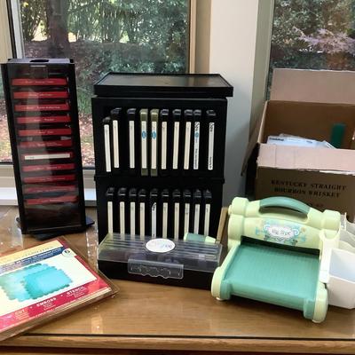 Sizzix Big Shot Cuttlebug & Supplies