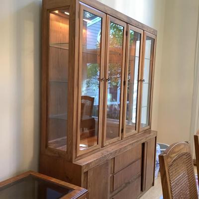 Huntley By Thomasville China Cabinet