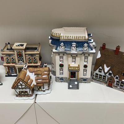 Department 56 Christmas Village And More Houses
